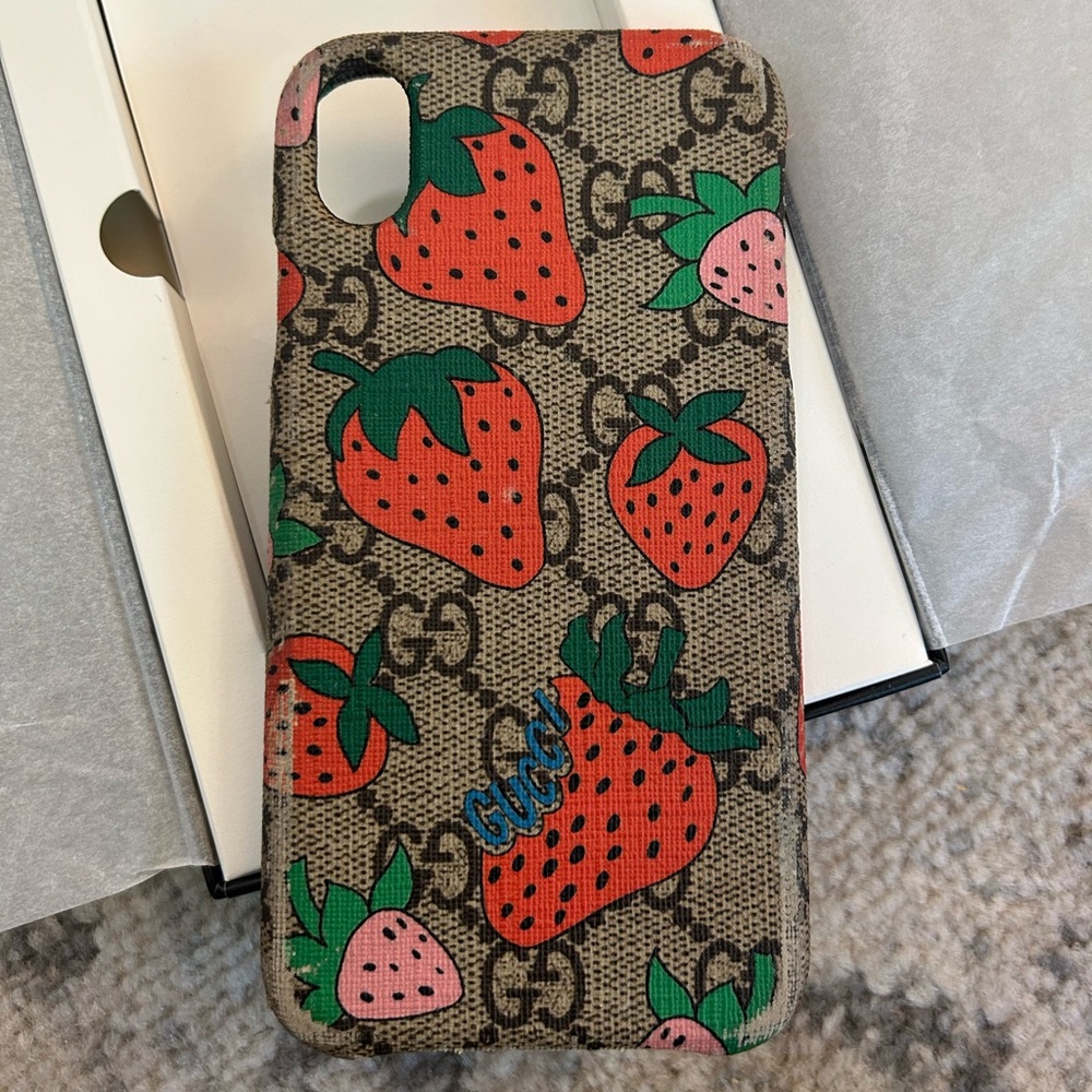 Gucci IPhone XR case